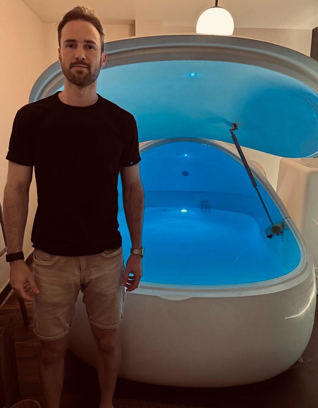 Float tank